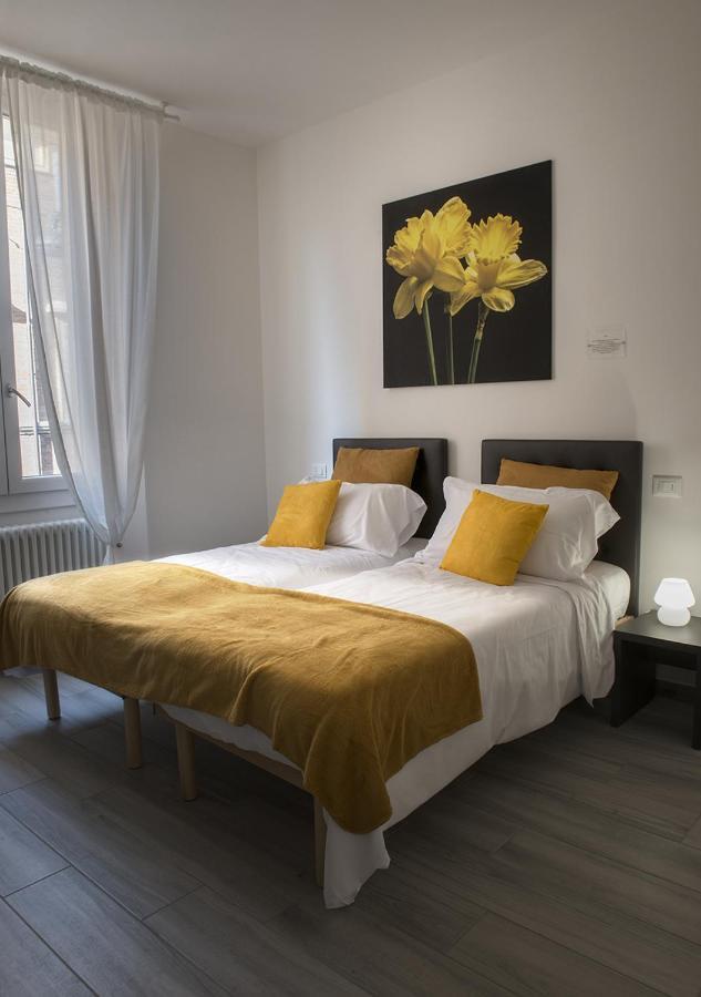 Le Stanze Dei Fiori Hotel Bologna Luaran gambar